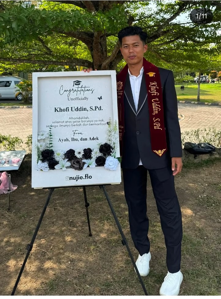 Bukan Sekadar Melatih Bola: Kisah Perjuangan Seorang Pelatih di Pondok Assalam Pelatih Hebat Dari Desa Pulau Jambu